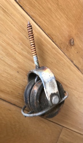 Vintage iron airer - airer, pulley