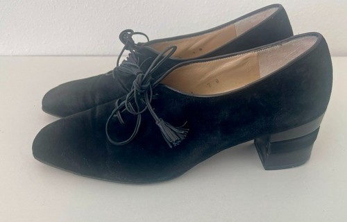 Ferragamo laced suede shoes - up,