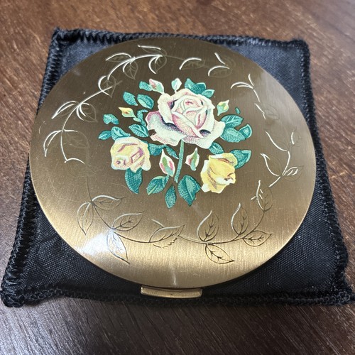 Vintage 1950s stratton compact - stratton,