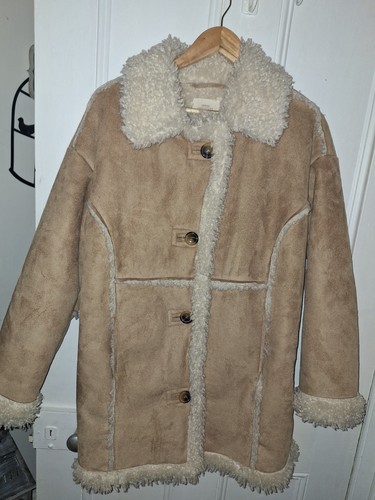 Ladies beige faux - , sheepskin