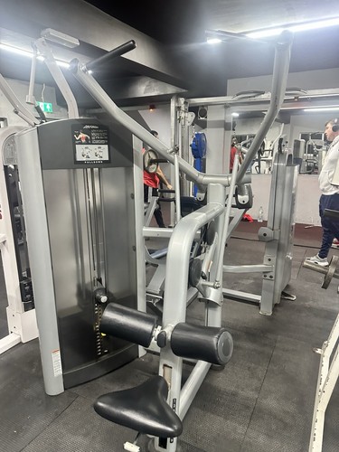 Lifefitness lat pull down - lifefitness,