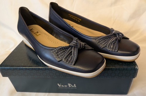 Ladies navy van dal slip - dal, on