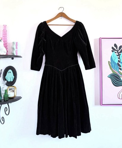 Vintage laura ashley velvet - laura,