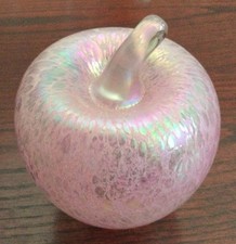 Vintage Heron Pink Glass Apple
