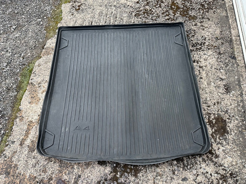 Genuine audi avant 8w - genuine,