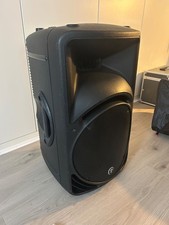 Mackie srm450 v3 active pa