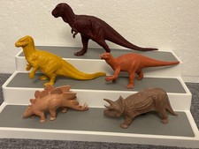 5x Vintage Invicta Dinosaur