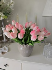 Scallop edge  Flower Vase with