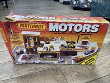 Matchbox Motors (motorcity) Vintage Car Dealership Playset. Never Assembled