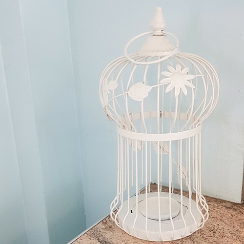 Shabby chic large cream cast - large,