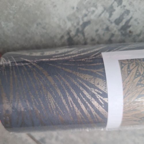 One roll william morris at - one,