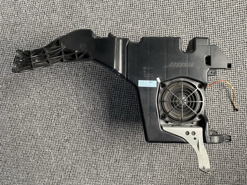 Mercedes w203 bose subwoofer - mercedes,