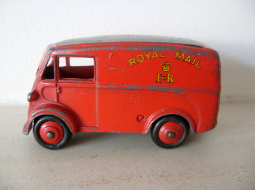 Dinky toys 260 royal - dinky, mail