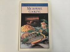 VINTAGE TESCO MICROWAVE COOKING HARDBACK BOOK ( TESCO COOKERY COLLECTION)