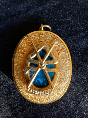 Essex past agdc collar - essex,
