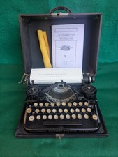 LOVELY  VINTAGE UNDERWOOD