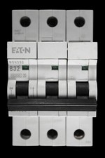 MEM 32 AMP CURVE B 10kA TRIPLE