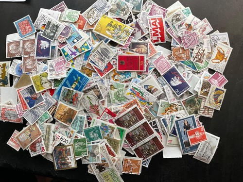 Collection approx 500 - of,