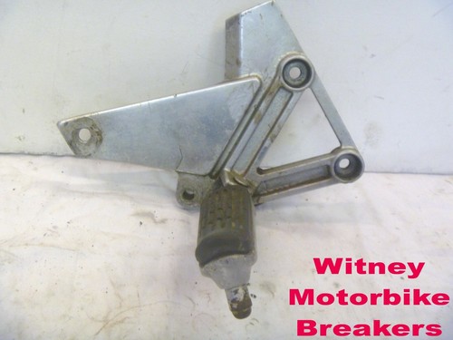 Honda front footrest hanger - honda, rh