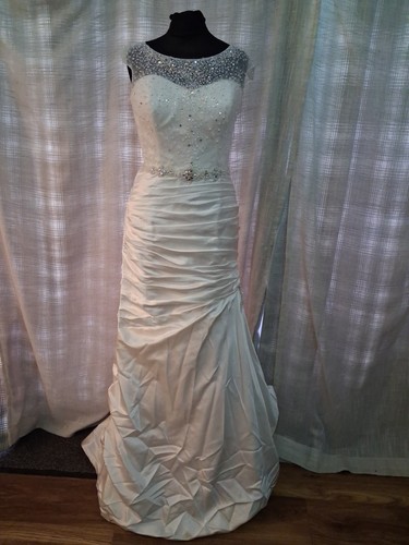 Wedding dress size - , 12