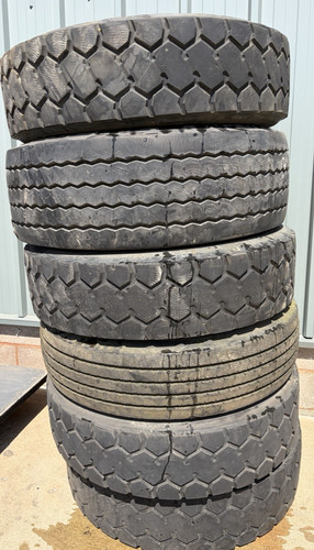 Commercial lorry truck tyres