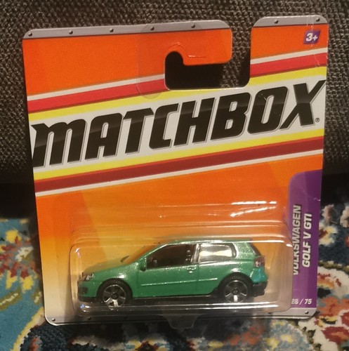 Matchbox volkswagen golf gti - matchbox, v