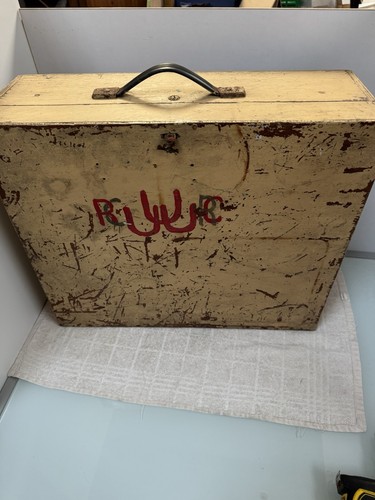 Wooden box carry handle horse - carry,