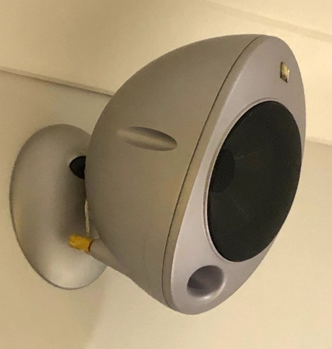 Kef egg silver - oval, wired