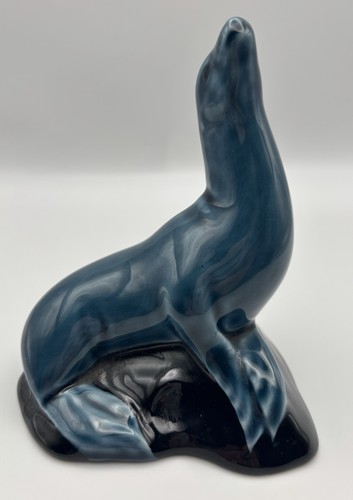 Poole pottery seal figurine - pottery,