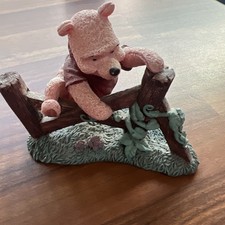 Disney SIMPLY POOH Figure