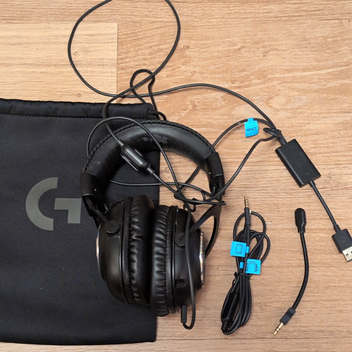 Logitech pro wired over ear - logitech,