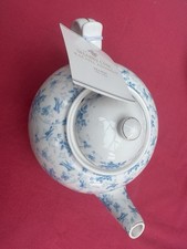 BLUE & WHITE  TEAPOT  -  FINE