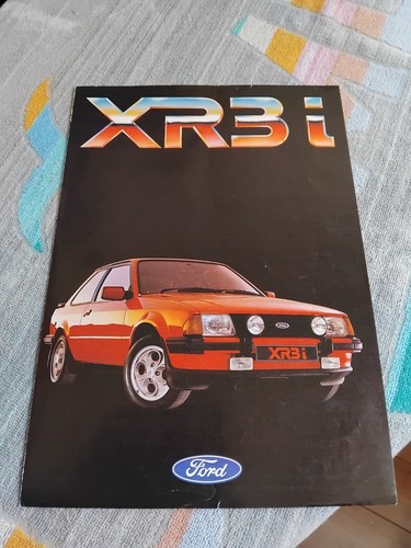 Ford escort xr3i - escort, launch