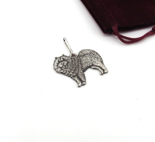 Chow pewter motif zipper - chow,