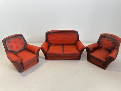 Sindy doll settee 1976 - 1976, red