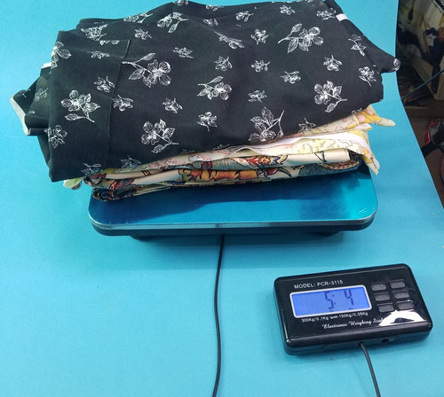 Fabric remnant lot - repro, true