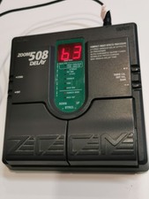 Zoom 508 guitar effects pedal with Shadows Hank Marvin type echo delay Boxed