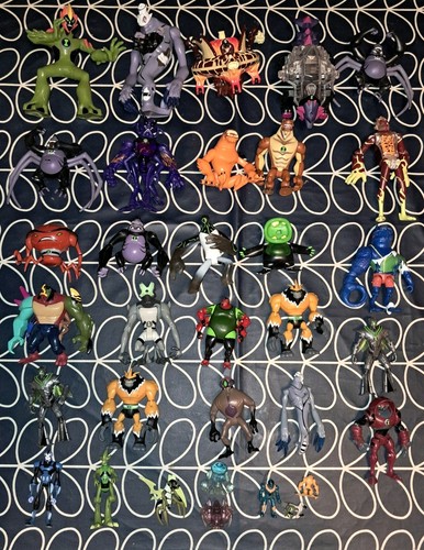 Figures ben 10 - 30, bundle
