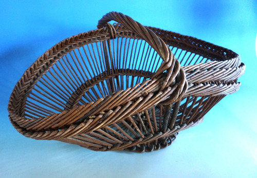 Vintage wicker basket handle