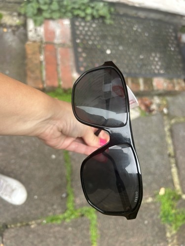 Authentic guess shiny - shiny, black