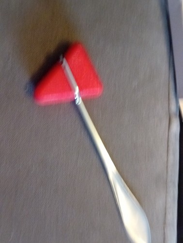 Triangular head reflex hammer - triangular,
