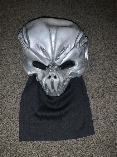 Vintage 2002 halloween mask - vintage,