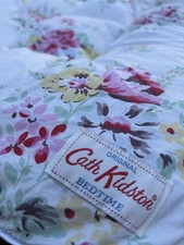 Cath Kidston Floral Blue White Polka Dot Feather Eiderdown 135cm x 120cm 