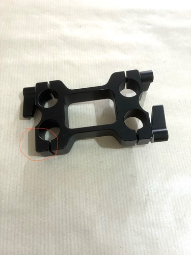 Hole offset riser 15mm rod - 4-hole,