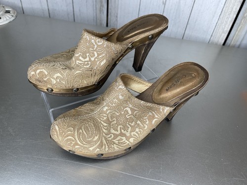 Cindy says couture - couture, clog