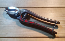 Vintage Vintage Ward & Payne Parrot Beak Secateurs Pruner Old Garden Tools Tool