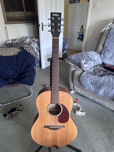 Vintage acoustic guitar v200n - vintage,