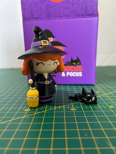 Hocus pocus hand numbered - hocus,