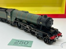 Hornby OO R3312 Class A3 4-6-2 60062 "Minoru" in BR Green with early emblem b...