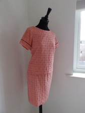 H&M trend pink burgundy terry